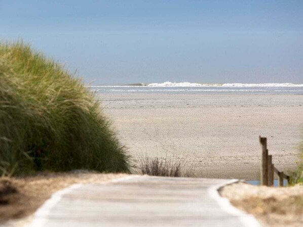 Beach - North Sea Residence Comfortable Holiday Residence (Dornum)