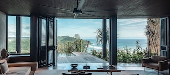 Villa Kastil Utara - 6 Bedrooms • 1 Kids Room at Tampah Hills