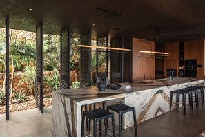 Private kitchen - Villa Kastil Utara - 6 Bedrooms • 1 Kids Room at Tampah Hills (West Nusa Tenggara)