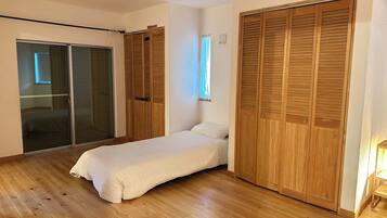 1 chambre, fer et planche à repasser, Wi-Fi gratuit