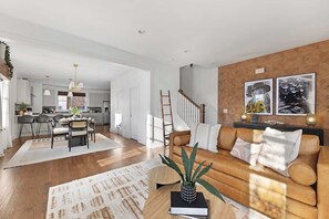 TV, fireplace, offices