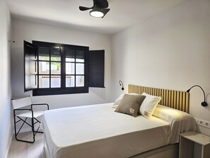 Apartment - Apartment Near Cala de la Creu Beach (L'Escala)