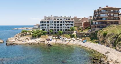 Villa in L'escala Near Beaches & Empuries