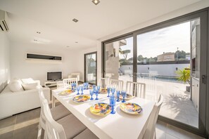 Vila | Tempat makan