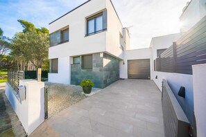 Vil·la | Exterior
