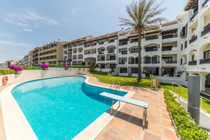 Apartment | Pool | Outdoor pool - Apartment in L'escala Near Sandy Beaches (L'Escala)