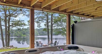 Lakefront with Hot Tub! Mins2 Camelback Ski Resort