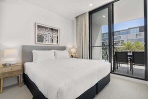 1 bedroom, iron/ironing board, WiFi, bed sheets - Fremantle 1-Bed Close to Beach & Shops (North Fremantle)