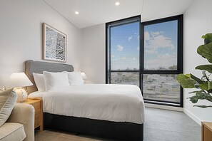 熨斗/熨衣板、WiFi、床单