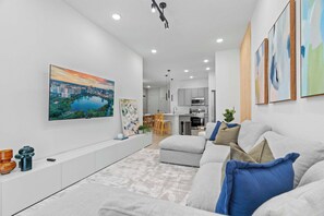 Smart TV, offices