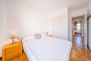 Apartamento | 2 quartos, ferros/tábuas de passar roupa