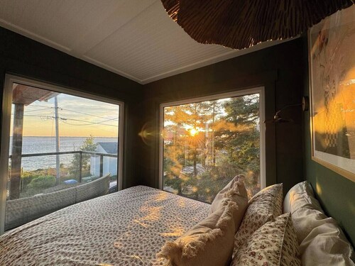 Caribou Studio with Sea View