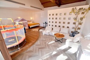 4 bedrooms, desk, laptop workspace, free WiFi - Beijing Mantaba Resort Homestay  (Huairou)