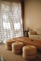 4 bedrooms, desk, laptop workspace, free WiFi