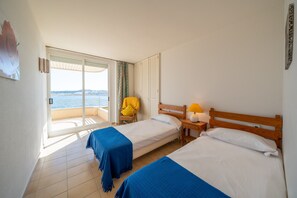 2 bedrooms, iron/ironing board