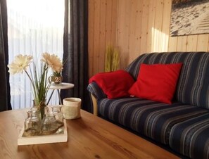 House | Living room - Ferienhaus Ideal Fuer Paare (Rechlin)
