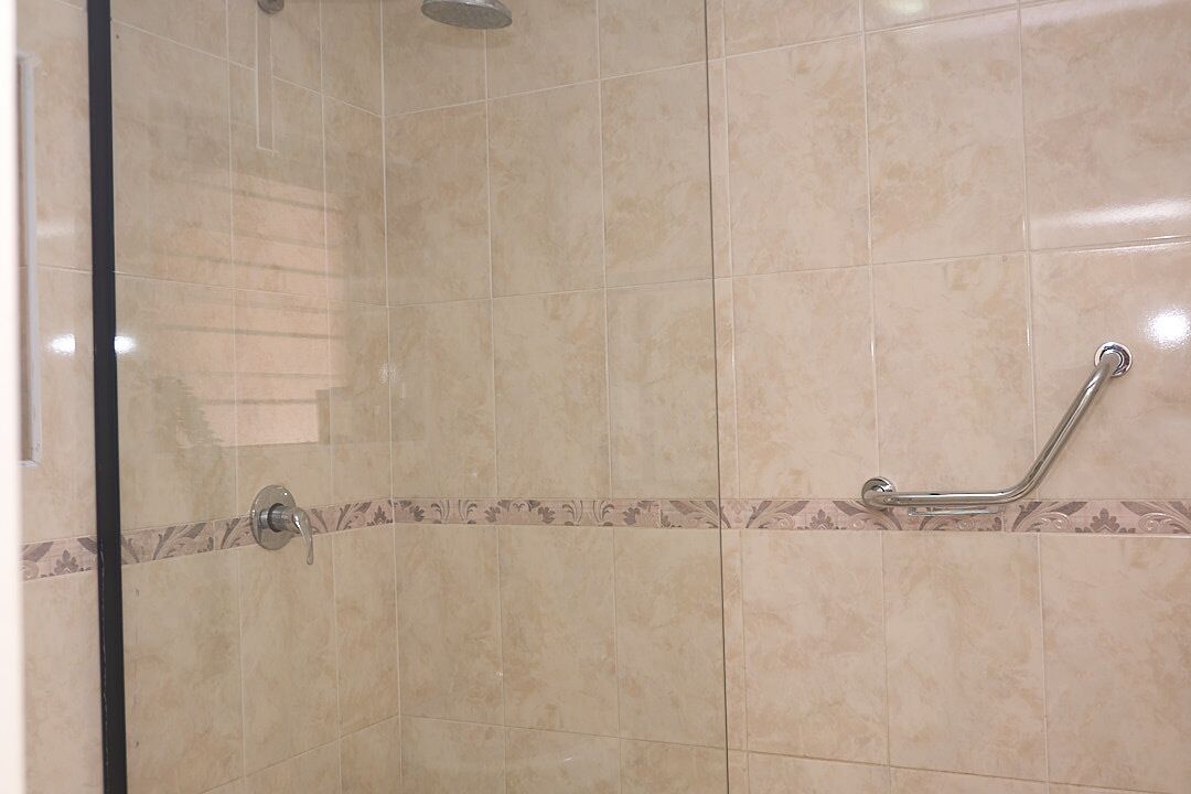 Toallas, jabón, papel higiénico