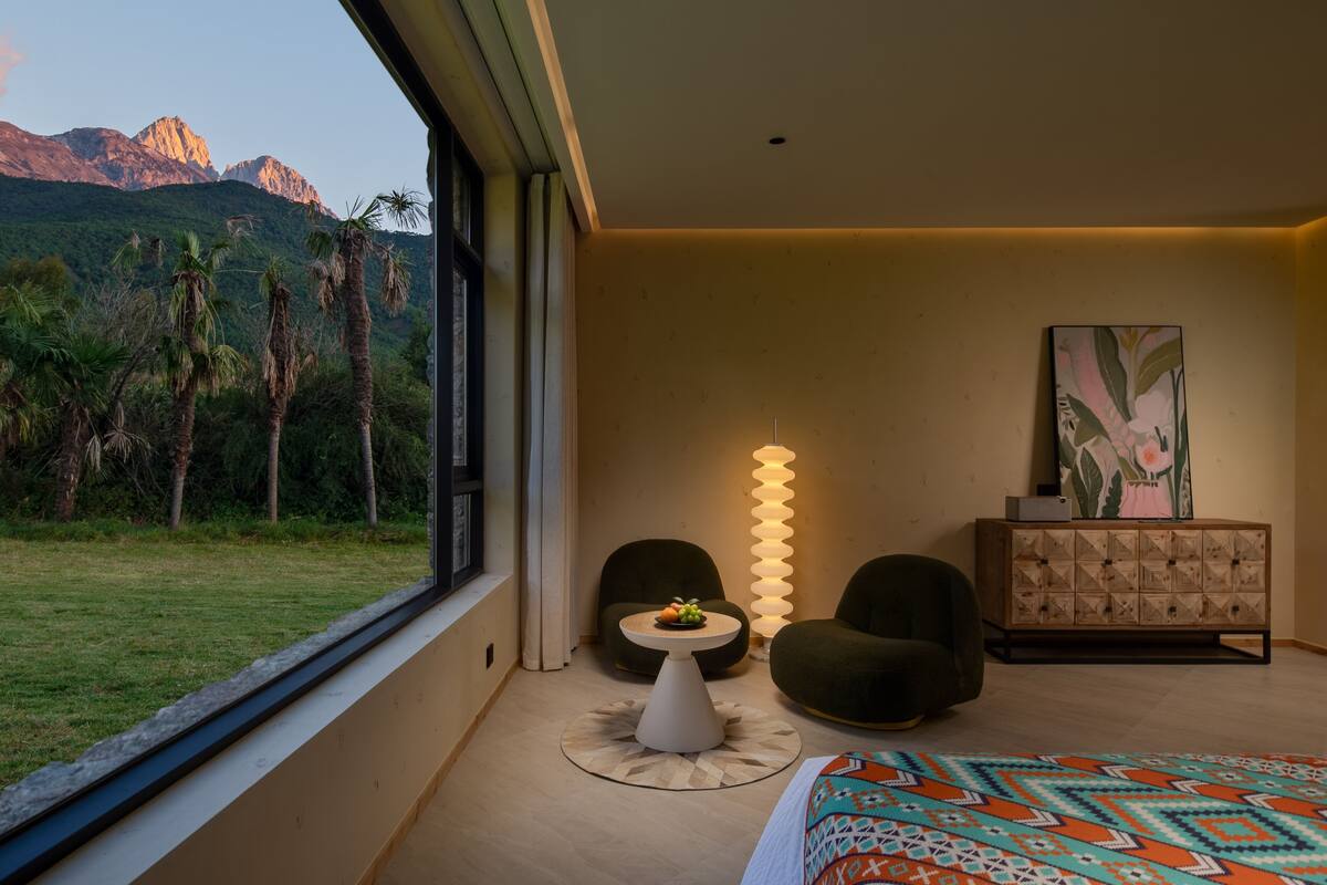Comfort Double or Twin Room, Mountain View | Laptop workspace, WiFi (free)