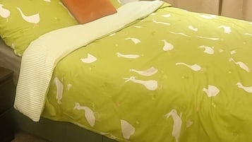 3 bedrooms, free WiFi, bed sheets