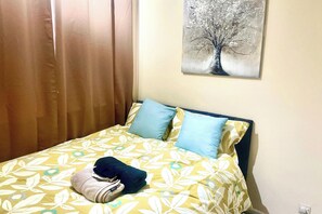 3 間臥室、免費無線上網、床單