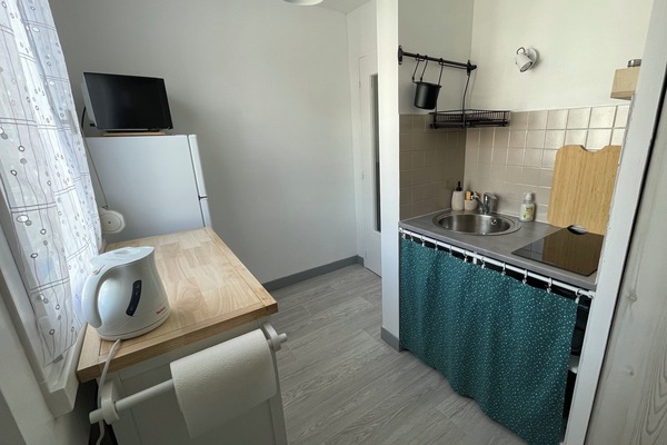 Microwave, stovetop, paper towels