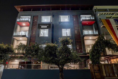 Blissful Stays at Sector 122 Noida