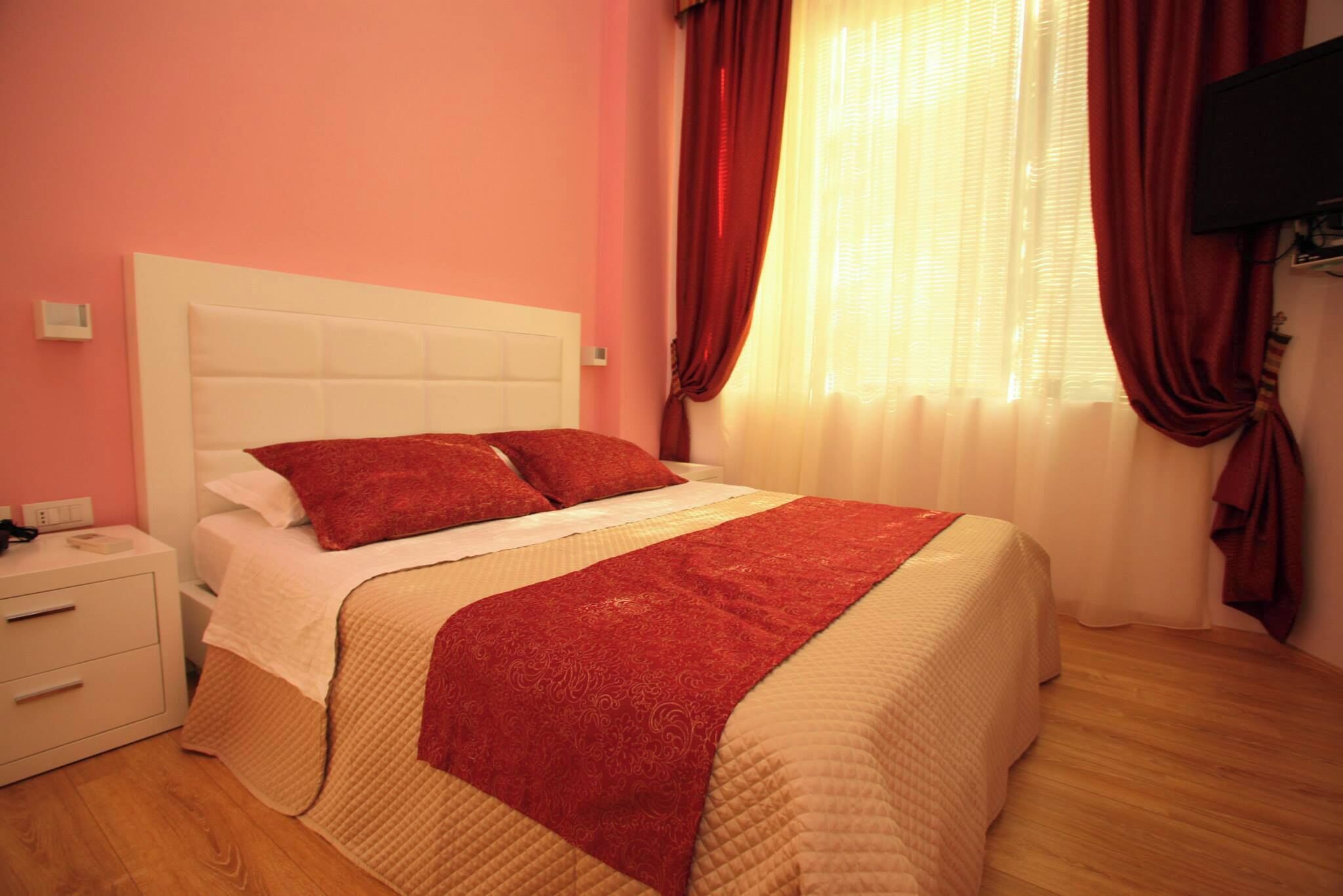 Foto - Hotel & Restaurant Grand White City
