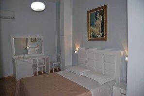 Schallisolierte Zimmer, Bügeleisen/Bügelbrett, kostenloses WLAN