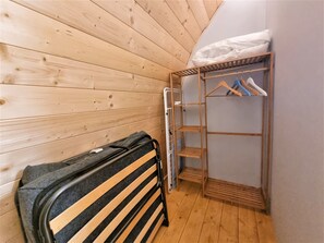 Bungalow | 1 bedroom - Bungalow by Riells Beach With Terrace (L'Escala)