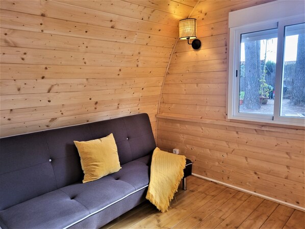 Bungalow | Living room - Bungalow by Riells Beach With Terrace (L'Escala)