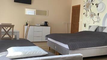 House | 1 bedroom, bed sheets