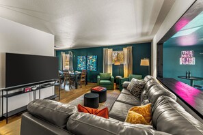 TV connectée, espaces bureaux