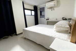 Ảnh chưa phân loại, 5 trong số 12 ảnh, nút