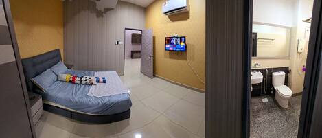 4 habitaciones, tabla de planchar con plancha, wifi y ropa de cama