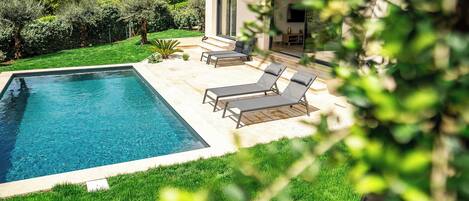 Piscine extérieure