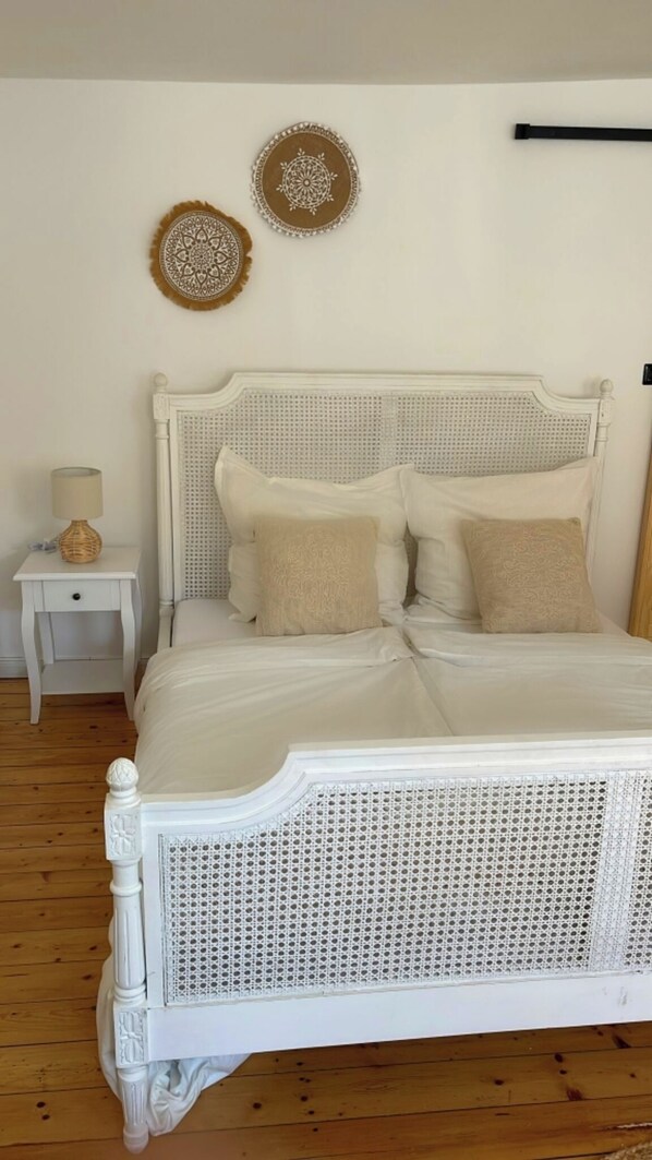 2 bedrooms, free WiFi, bed sheets - Charming half-timbered house in the heart of the city! "Fachwerkstube" (Witzenhausen)