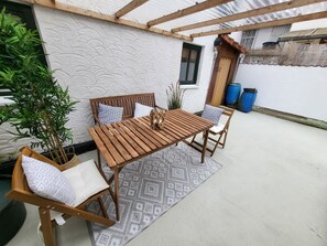 Outdoor dining - Charming half-timbered house in the heart of the city! "Fachwerkstube" (Witzenhausen)