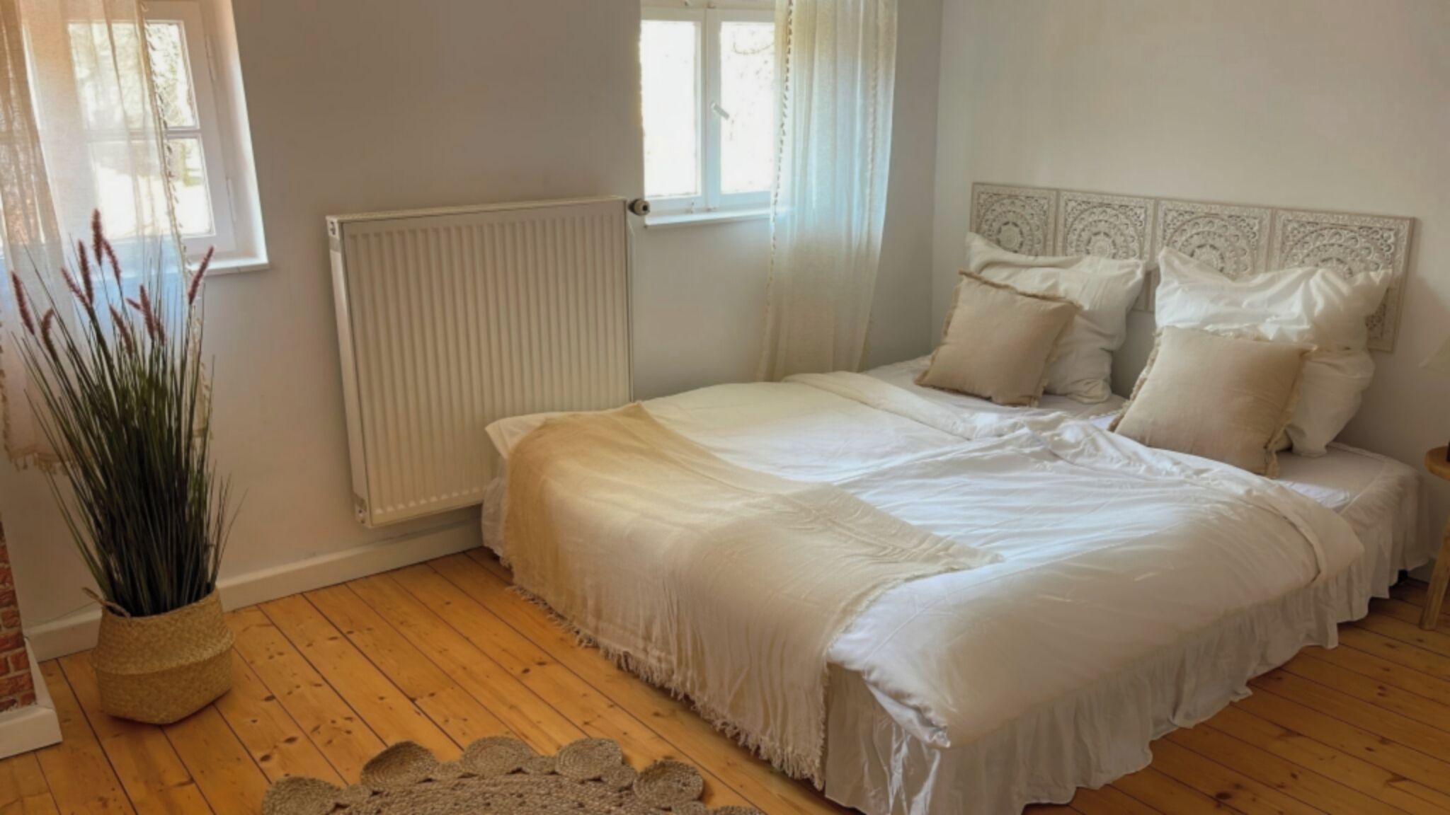 2 多间卧室、免费 WiFi、床单