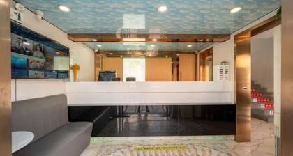 Mini Season Hotel (Shanghai Capitalong Dreams Yuanzhuang Park)