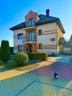 House | Exterior