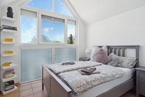 3 Schlafzimmer, Bügeleisen/Bügelbrett, Reisekinderbett, kostenloses WLAN