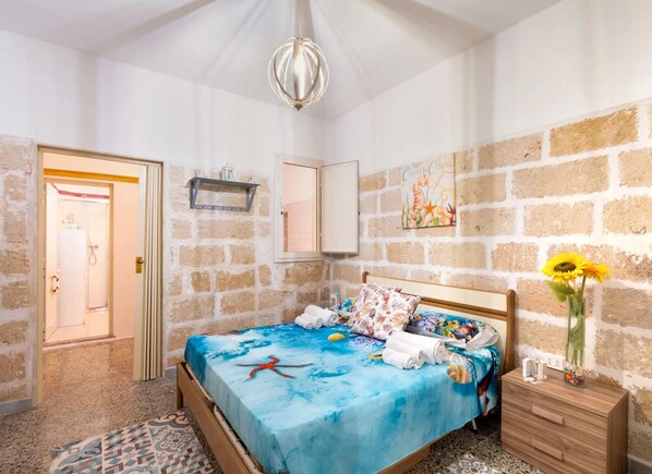 2 bedrooms