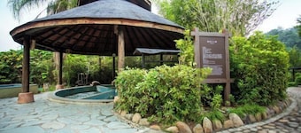 Kedu International Hot Spring Hotel