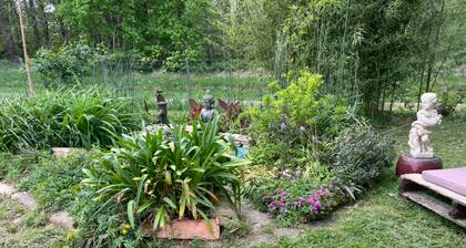 Chambre dans ancienne métairie