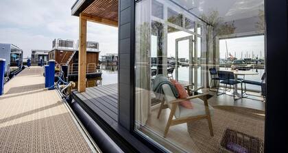 Houseboat in Sneek With Lake Views