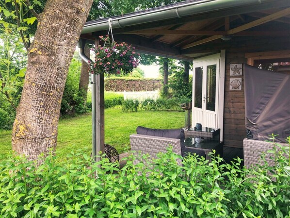 House | Terrace/patio