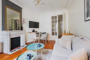 Apartment | Living area