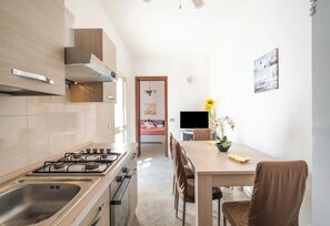 Ev, 2 Yatak Odası, Sigara İçilebilir, Veranda | İç mekân