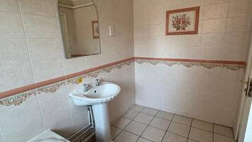 Chambre Double Confort | Salle de bain