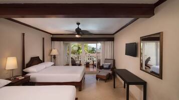 Standard Double or Twin Room | In-room safe, iron/ironing board, WiFi, bed sheets